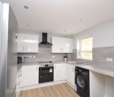 3 bedroom house - Photo 3