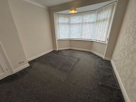 3 bedroom detached house to rent - Photo 2