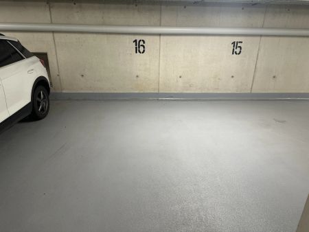 „Top-Lage! 2-Zimmer mit Balkon & Schlossbergblick ab 12/25“ - Foto 2