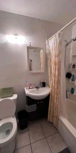 Cessationde bail 41/2 près de la station Sauvé - Photo 3