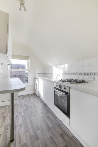 Holly Park Road, London, N11 - Photo 5