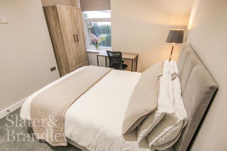 1 bedroom terraced house to rent - Photo 2