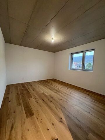 For rent Magnificent 3.5-bdrm apartment in condominium on 3rd floor - Photo 4