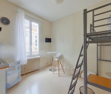 Location Appartement 1 pièce 15m² POITIERS 86000 - Photo 1