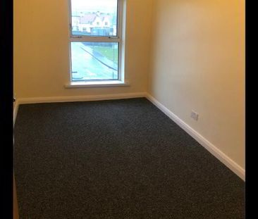 62 Eglinton Street, Portrush, BT56 8DY - Photo 2