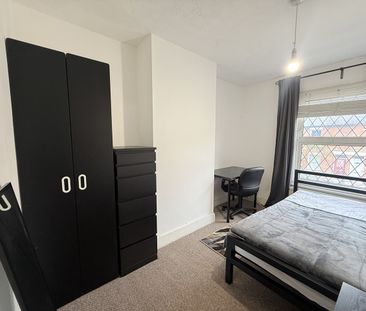 6 Bed Terraced House, Carnarvon Road, RG1 - Photo 4