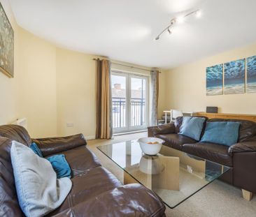 2 bedroom apartment to rent - Photo 2