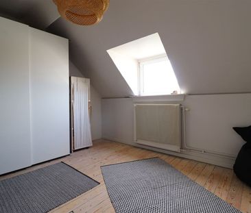 Duplex-appartement met 2 ruime slaapkamers en terras. - Photo 6