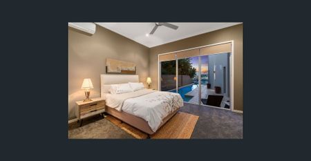 Prestigious Waterfront Living on Sovereign Islands - Photo 5