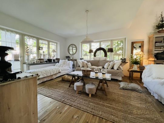 Duży dom w pobliżu Jeziora Szmaragdowego - Zdjęcie 1