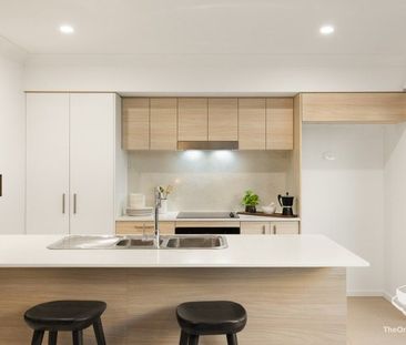 4-Bedroom Nearly New Townhouse Algester - Photo 6