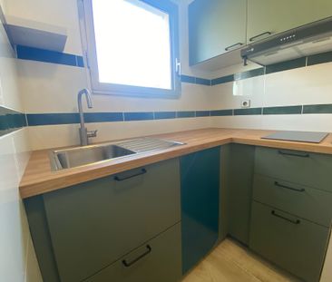 Location Appartement 2 pièces 50m² MARSEILLE 8ème - Photo 6