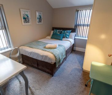 5 bedroom terraced house to rent - Photo 5