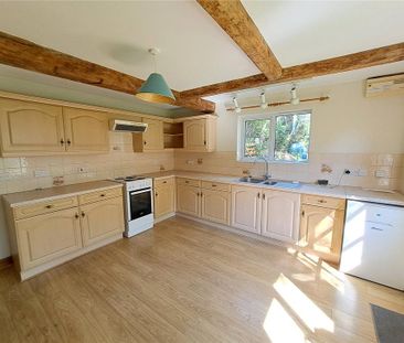2 bedroom detached house to rent - Photo 4