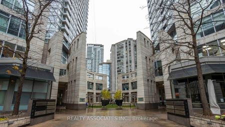 Quantum North Tower Lofts , #2704 - Photo 3