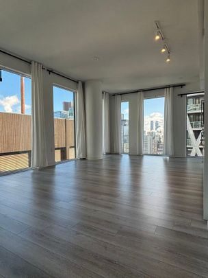 For Lease - 238 Simcoe Street Unit# 3204, Toronto, Ontario - Photo 1