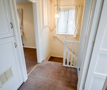 3 bedroom end of terrace house to rent - Photo 1