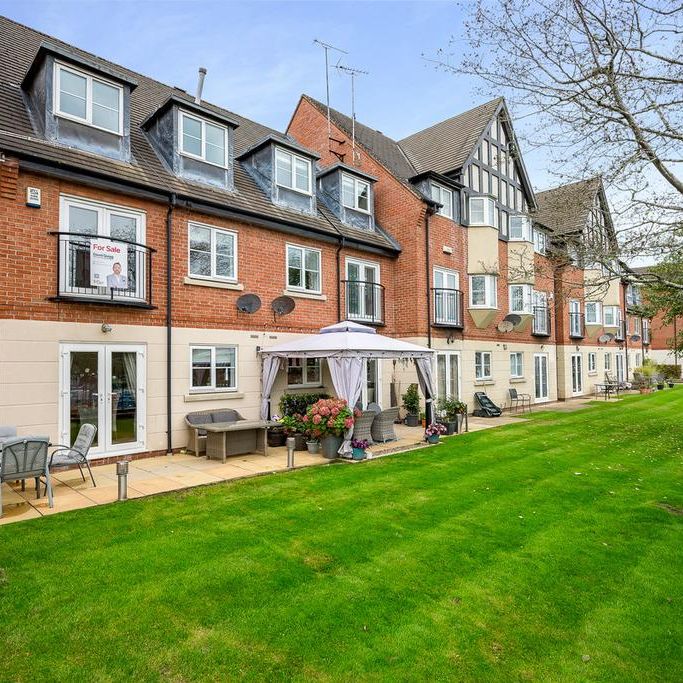 2 bedroom end of terrace house to rent - Photo 1