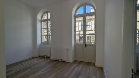 Location Appartement 2 pièces 57m² BORDEAUX 33000 - Photo 3