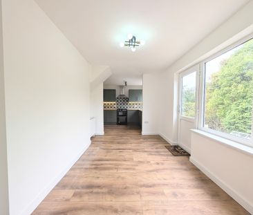 Bryntirion, Mountain Ash, Ynysboeth - Photo 1