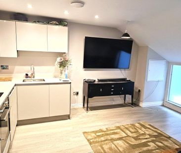 1 bedroom Flat in The Colonnade, Maidenhead - Photo 1