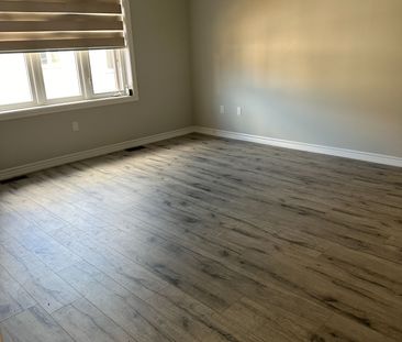 For Lease - 5 Hines Street, Brampton, Ontario - Photo 3