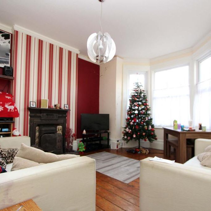 2 bedroom ground floor maisonette to rent - Photo 1