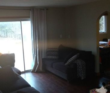 For Lease - 381 The Queensway Street, Georgina, Ontario - Photo 3