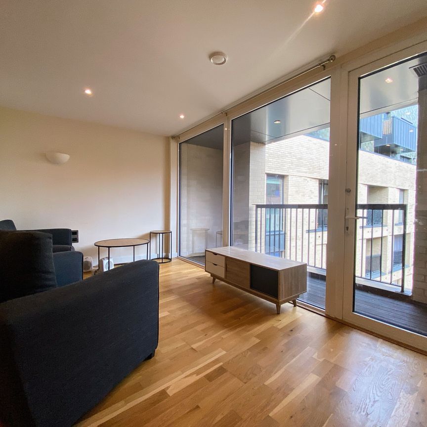 Burgess Springs, Chelmsford - Photo 1