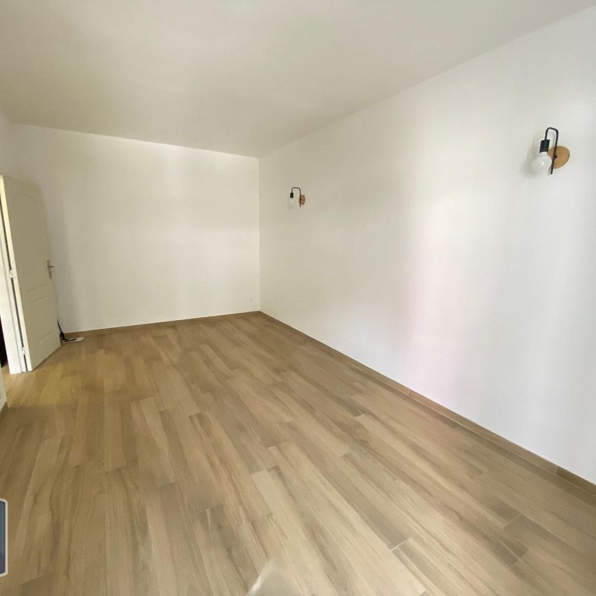 Location Appartement 1 pièce 41m² ST DENIS 97400 - Photo 1