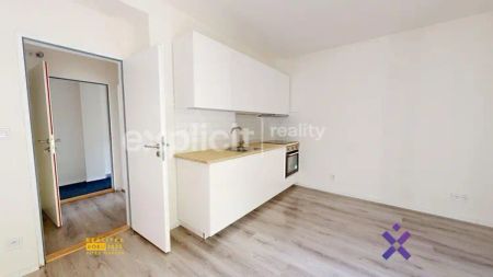 Pronájem byty 2+kk s terasou, 45 m - Fotografie 3