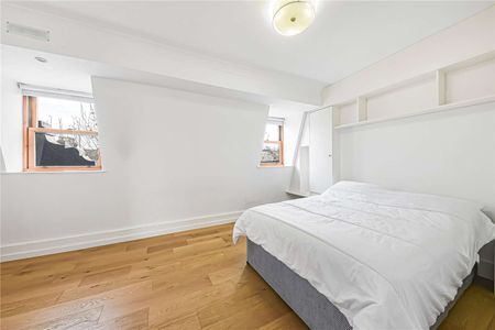 SHARERS/HMO friendly - This four double bedroom triplex apartment with private terrace. - Photo 4