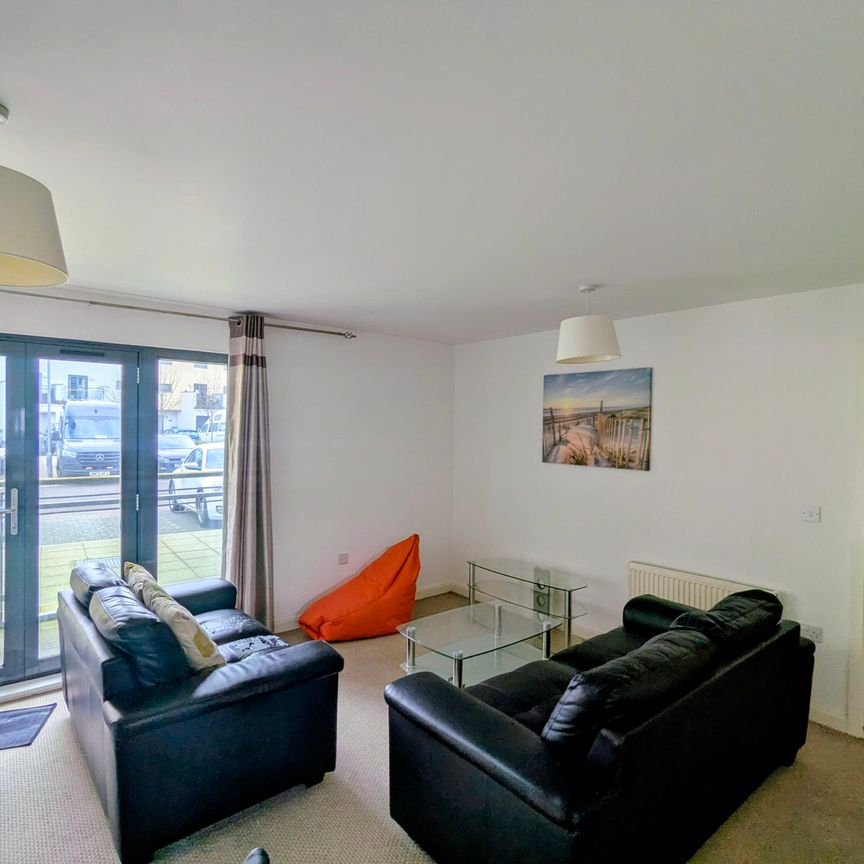 St Stephens Court, Marina, Swansea, SA1 1SG - Photo 1