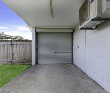 Large 3 Bedroom Home with Ensuite - Extra Office - Huge Block - Ful... - Photo 2