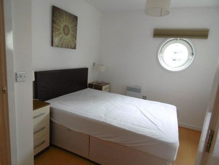1 bedroom flat to rent - Photo 3
