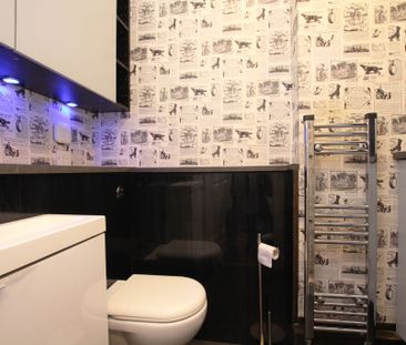 Earlbank Avenue, Scotstoun, Glasgow - Photo 2