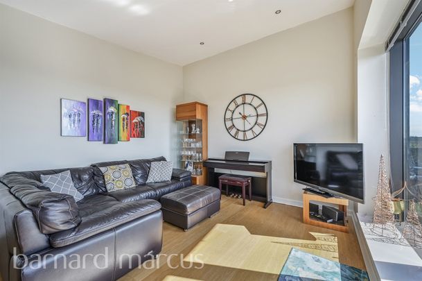 St. Mary's Road, Surbiton - Photo 1