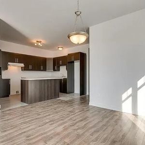 1794 Rue Schryer (Gatineau) Très Beau Logement De Deux Chambres Avec Bureau - Photo 3