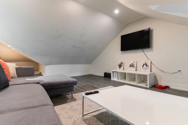 For Lease - 210 Wilson Street Unit# A, Hamilton, Ontario - Photo 1