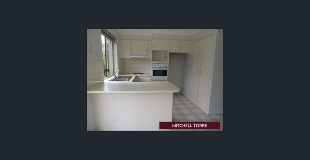 Low Maintenance Townhouse! - Photo 1