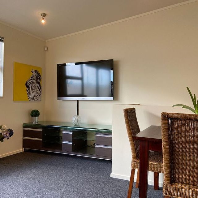 First 2 weeks rent-free! 2-Bedroom Apartment - Photo 1