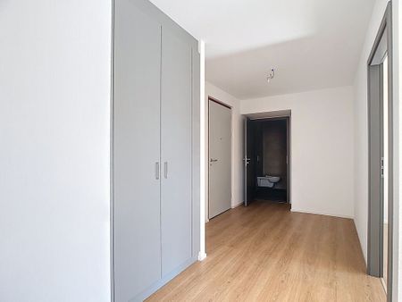 Appartement avec encadrement 2.5 pièces avec balcon - Photo 2