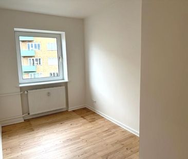 Skøn 5-værelses lejlighed i hjertet af Odense - Foto 4