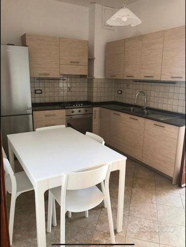 Stanza per ragazza zona lumsa,via dante 1 agosto - Photo 3
