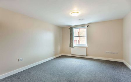 A superb two-bedroom apartment situated in the heart of Cambridge - Photo 3