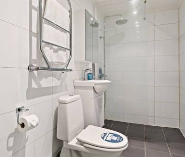 Gustavslundsvägen, Bromma - Photo 3