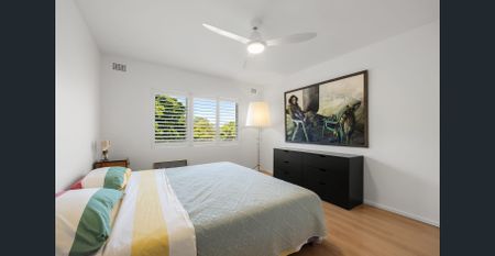 Stunning Two-Bedroom Apartment in Mosman Village - Photo 3