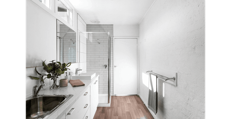 Stunning Two Bedroom Home in the Heart of Fitzroy North! - Photo 3