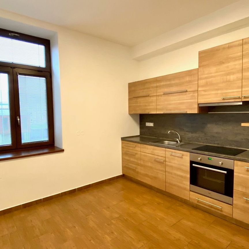 Pronájem bytu 2+1 v osobním vlastnictví 70 m², Ostrava - Photo 1