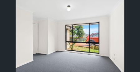 Sensational Family Home! - Photo 5